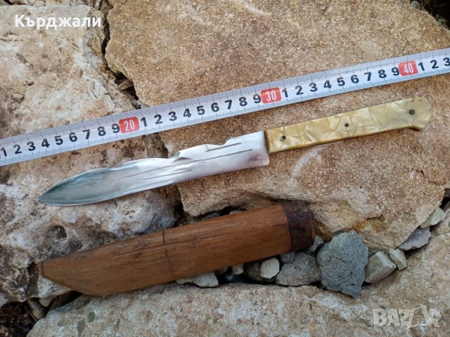 Стар Нож с Дървена Кания и Седефена Дръжка, снимка 2 - Антикварни и старинни предмети - 43236959