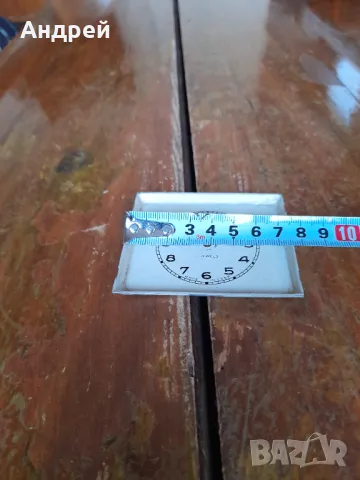 Циферблат часовник,будилник Слава, снимка 5 - Антикварни и старинни предмети - 49348338