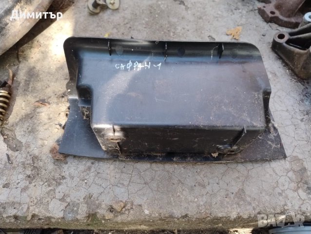 Джоб Багажник За Рено Сафран 1995г / Renault Safrane 1995y, снимка 2 - Части - 52270786