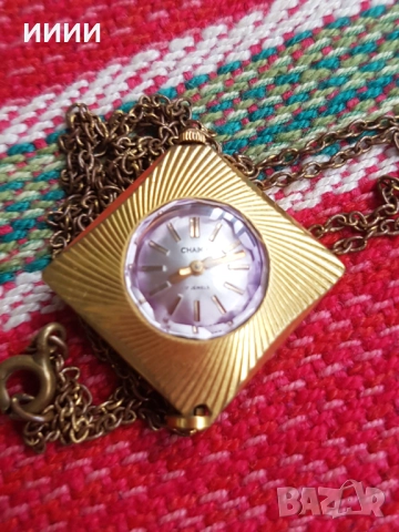 Часовник колие 