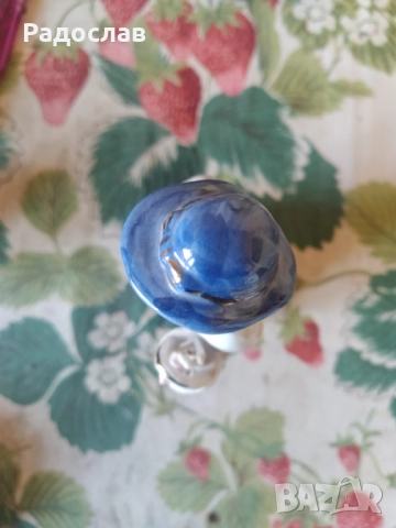 порцеланова статуетка Момче с куче, снимка 5 - Статуетки - 52260913