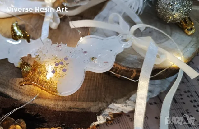 Коледна играчки от епоксидна смола, снимка 3 - Ръчно изработени сувенири - 48015636