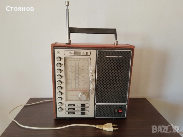 Радио тразистори ITT 4500 HI-FI,ITT 3500 Hi-Fi, GRUNDIG Music 60,GS 7000,240, МЕРИДИАН 210 , снимка 17 - Радиокасетофони, транзистори - 31215121