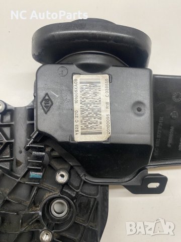 Капачка за масло с корпус за Mercedes X class Nissan Navara 2.3 190 коня 152577731R 2018, снимка 5 - Части - 43103848