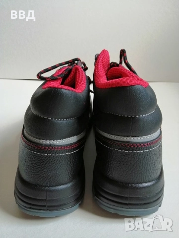 Работни обувки нови, снимка 2 - Мъжки боти - 52581163