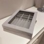 Сива кадифена кутия за съхранение на бижута със стъклен прозорец и органайзер, снимка 7