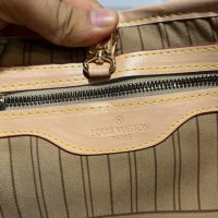 Дамска чанта Louis Vuitton, снимка 3 - Чанти - 44009943