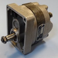 Хидромотор Plessey Hydraulic Motor GM 33, снимка 7 - Резервни части за машини - 43986706