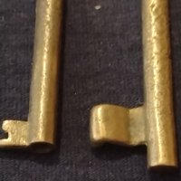 Два стари бронзови ключа от соца редки за КОЛЕКЦИЯ ДЕКОРАЦИЯ 40985, снимка 3 - Други ценни предмети - 43266907
