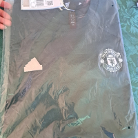 Оригинална тениска на Manchester United , снимка 2 - Спортни дрехи, екипи - 44878896