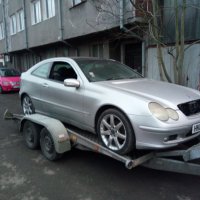 Mercedes c220, снимка 1 - Автомобили и джипове - 27429730
