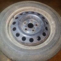 Метални джанти с гуми, снимка 2 - Гуми и джанти - 38659946