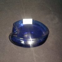 Пепелник - Синьо стъкло, снимка 1 - Декорация за дома - 40577220