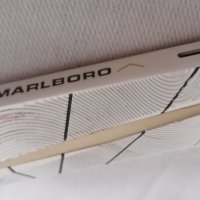 метална запалка Марлборо Marlboro , снимка 1 - Колекции - 44078302