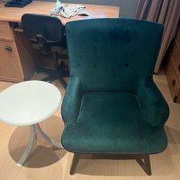 Кресло и маса, снимка 1 - Столове - 43125776