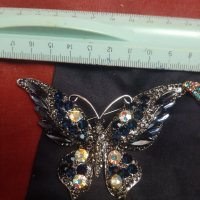 Красиви големи брошки "Пеперуда"с блестящи камъчета , снимка 4 - Колиета, медальони, синджири - 35390501