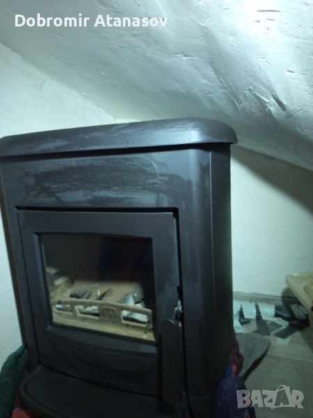 Продавам,чугунена печка на дърва тип Камина., снимка 1