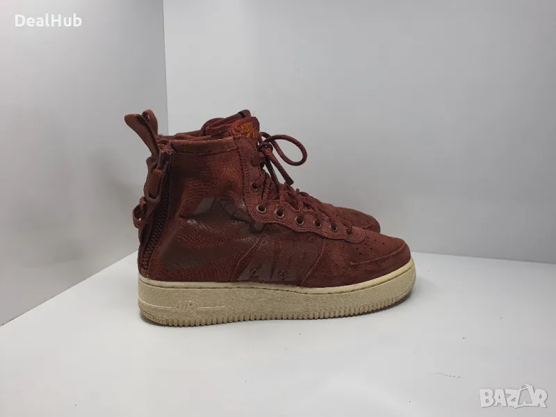 Кецове Nike Air Force SF 1

Използвани, но в отличносъстояние, без забележки., снимка 1