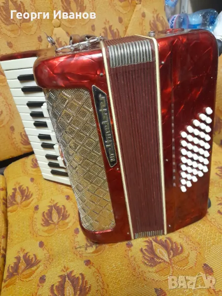 Продавам Акордеон Велтмайстер 40 Баса, снимка 1
