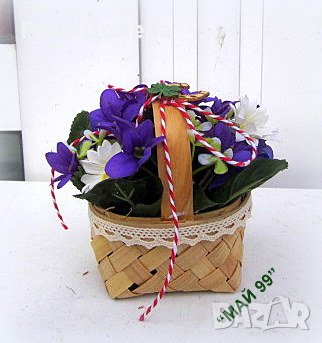 Кошничка с горски теменужки, снимка 1