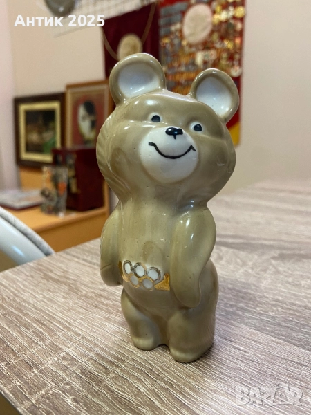 Статуетка „Олимпийското мече“, порцелан, Барановка, снимка 1