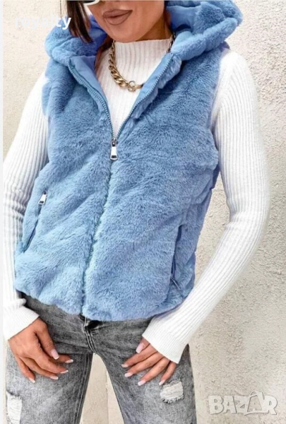 Дамски син пухкав елек, снимка 1