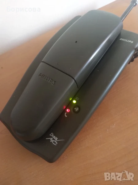 Преносим безичен стационарен телефон PHILIPS  с LCD дисплей, снимка 1