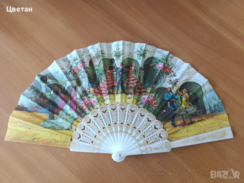 стилно и красиво испанско ветрило, снимка 1