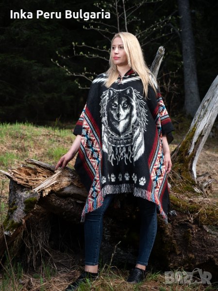 Автентичнo еквадорско унисекс вълнено пончо с вълк, различни цветове, снимка 1