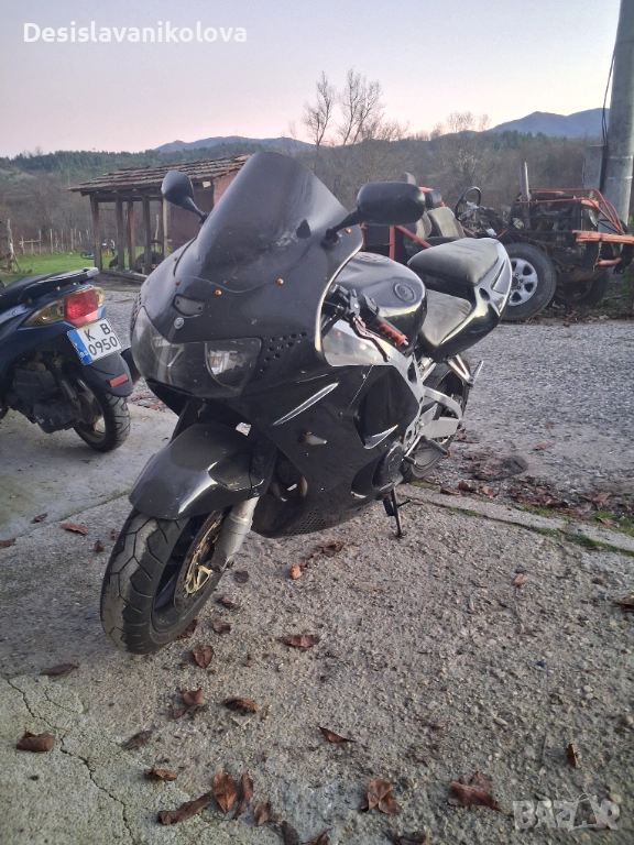 Honda CBR 900 -RR, снимка 1
