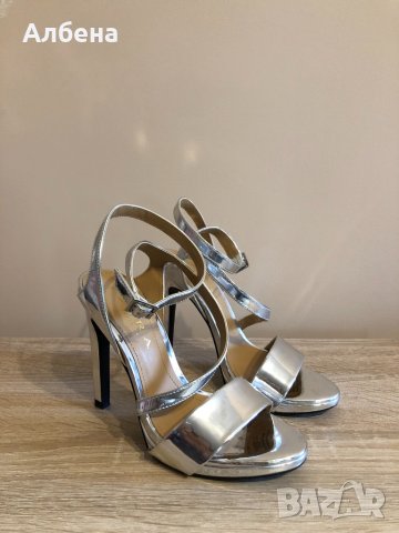Сребристи обувки на висок ток Zara, снимка 1 - Дамски обувки на ток - 33325256