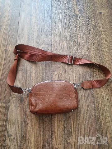 Страхотна дамска малка чанта BECK SONDERGAAD , снимка 4 - Чанти - 50826120