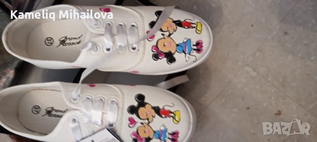 Спортни обувки с Мики и Мини , снимка 1 - Кецове - 36589156