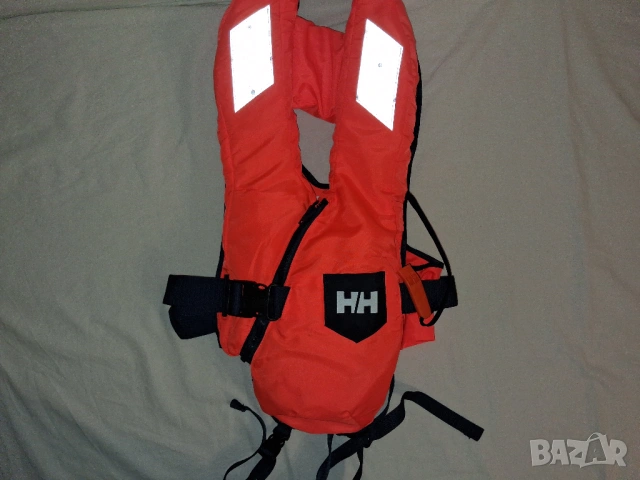 Спасителна жилетка Helly Hansen и Regatta - 4 броя 4 размера, снимка 5 - Водни спортове - 53405445