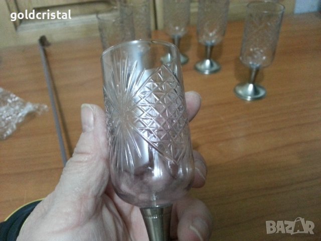 Руски кристални чаши с метално столче, снимка 3 - Антикварни и старинни предмети - 38505197