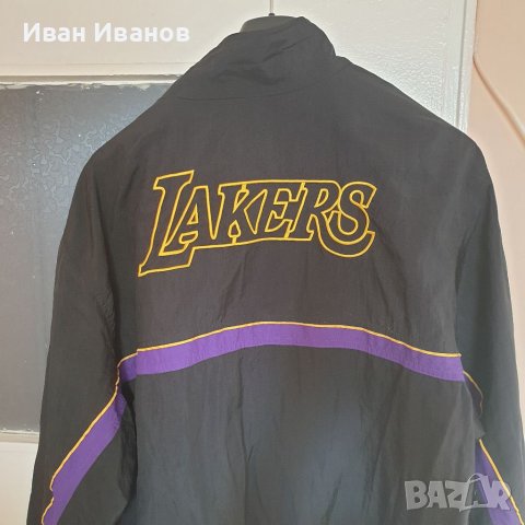 Оригинално горнище  Nike Lakers размер  ХЛ, снимка 10 - Спортни дрехи, екипи - 40350281