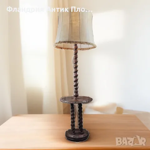 Дървен лампион с масичка