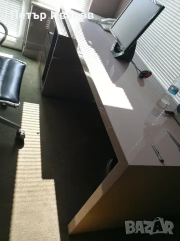 продава офис бюра - изработени по поръчка, снимка 1
