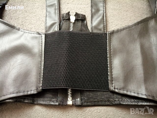 Кожен харнес корсет колан с цип, катарами и презрамки р-р S, снимка 12 - Корсети, бюстиета, топове - 43401018