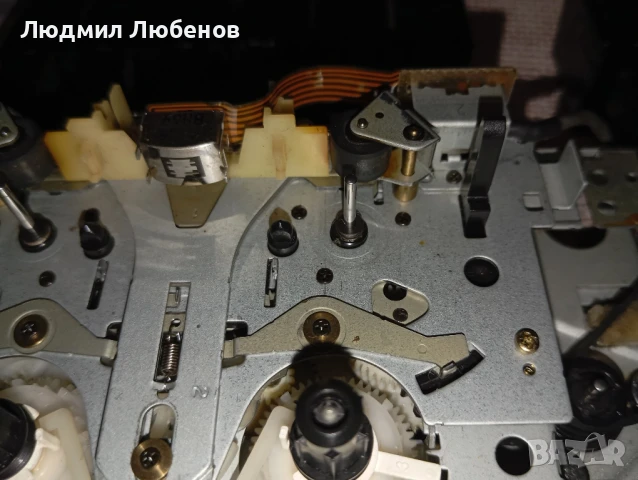 Механика за касетофон Hitachi Trk W350E, снимка 8 - Радиокасетофони, транзистори - 51197141