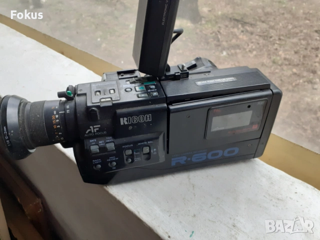 Стара камера Ricoh, снимка 3 - Антикварни и старинни предмети - 53388656