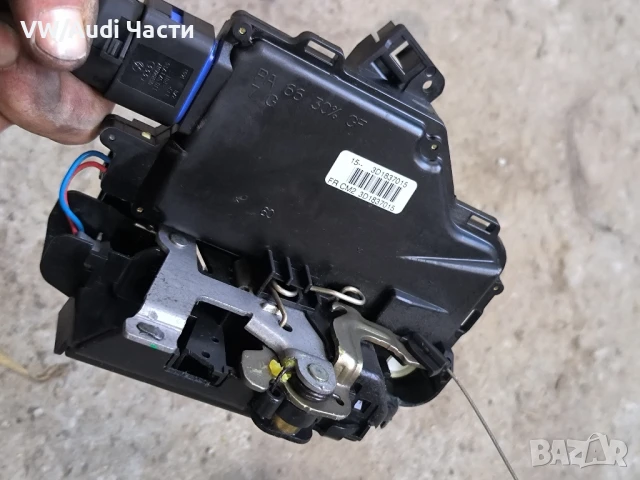Предна лява брава механизъм ключалка за Голф 5 Пасат Джета VW Golf 5 Passat Touran Jetta 3D1837015, снимка 4 - Части - 50662627