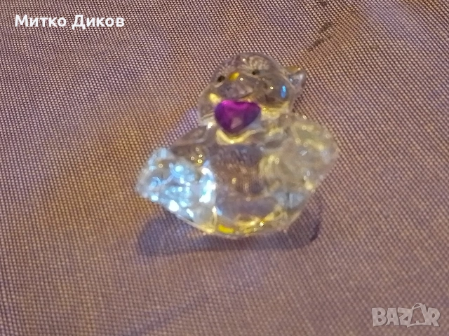 Кристално мече ново  със сърце ново 42х35 мм