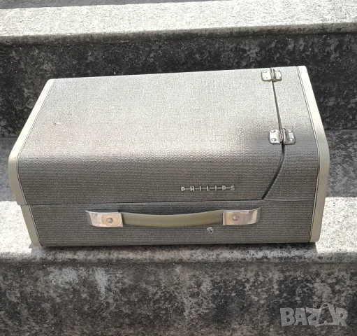 грамофон Филипс, снимка 4 - Антикварни и старинни предмети - 49827351