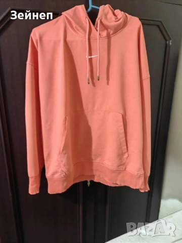 Оригинален суитчър на Nike, снимка 2 - Спортни екипи - 52502936