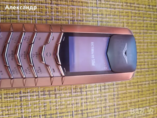 Истински мобилен телефон Vertu Signature M, снимка 17 - Vertu - 50098117