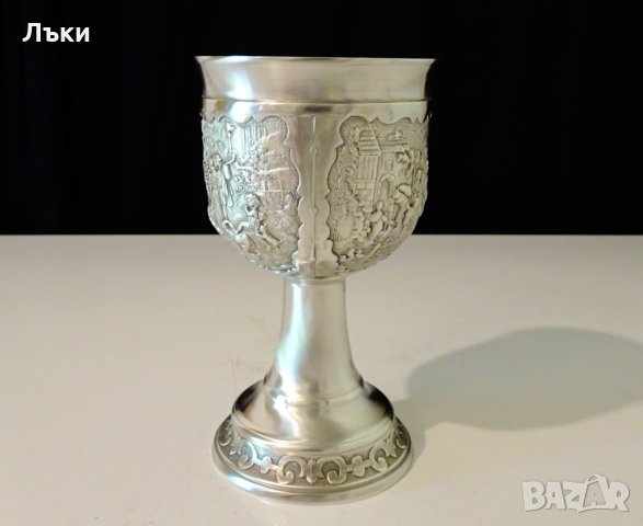Бокал от калай за вино,релефни селски картини,авторски. , снимка 2 - Антикварни и старинни предмети - 33670020