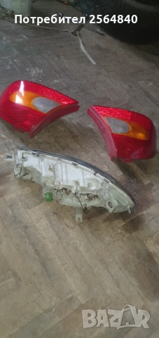 Десен фар и стопове за Форд Мондео седан 1996-2001, снимка 2 - Части - 53262177
