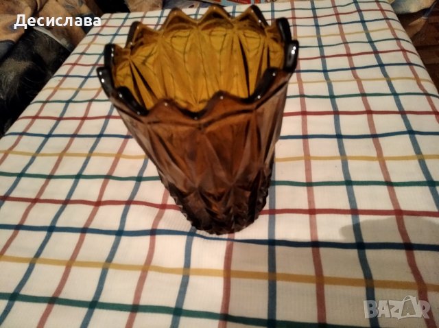 Ретро ваза от кафяв кристал, снимка 4 - Вази - 38541869