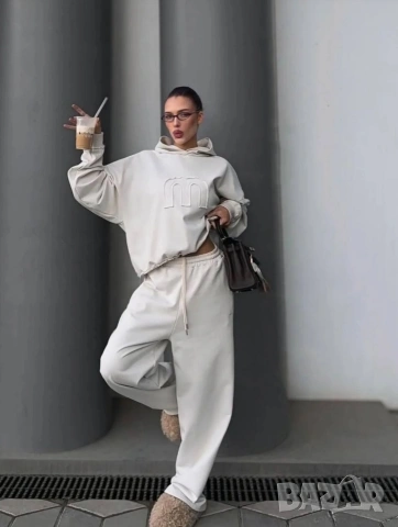 Нов дамски комплект 